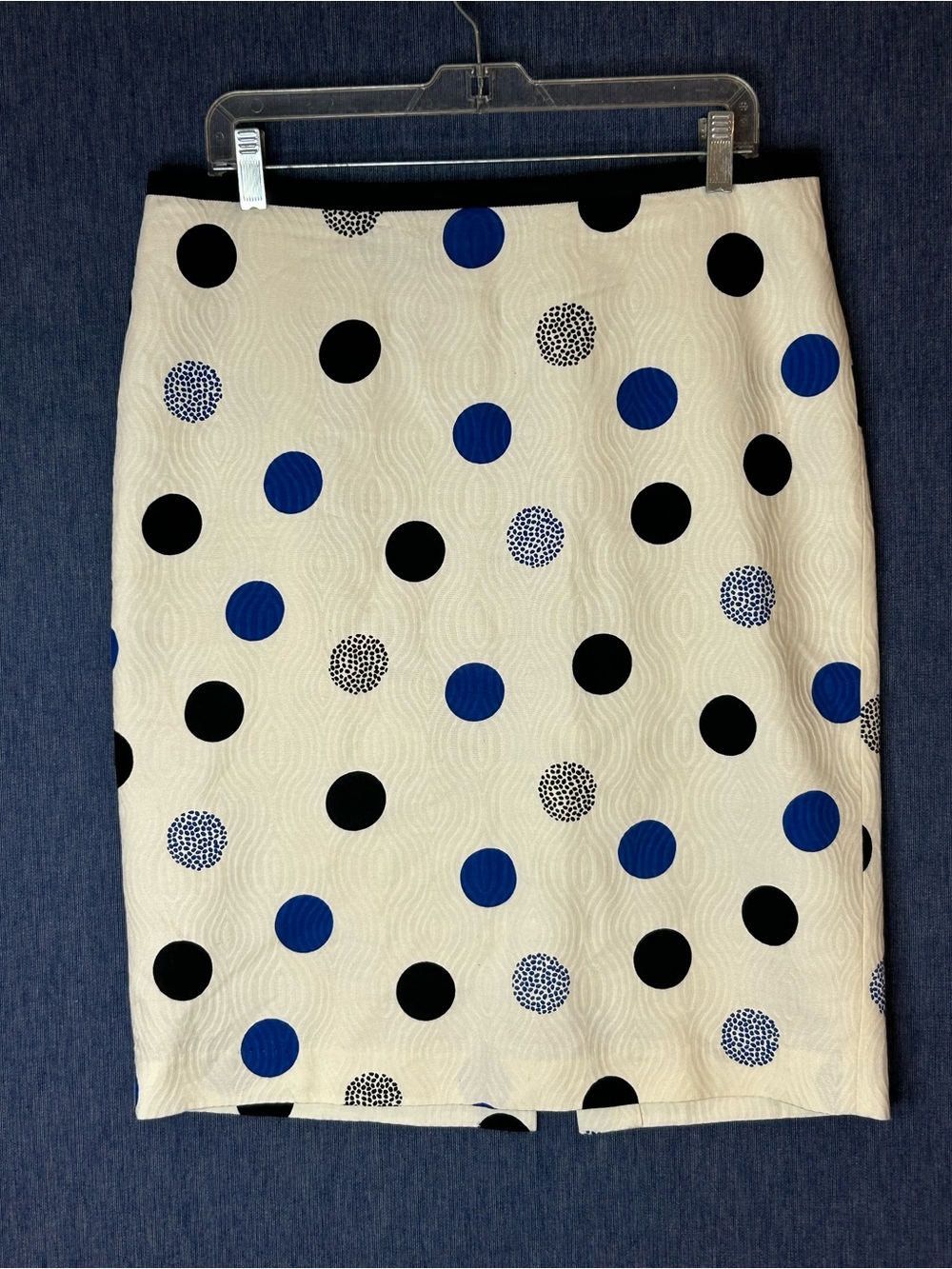 Talbots White Pencil Skirt with Blue & Black Polka Dots